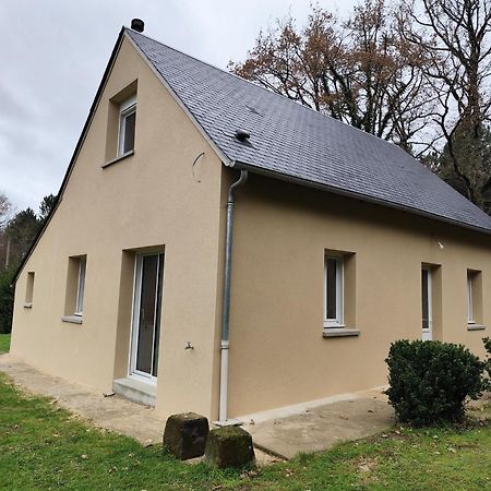 Maison Au Coeur De La Foret La Fontaine-Saint-Martin Exterior foto